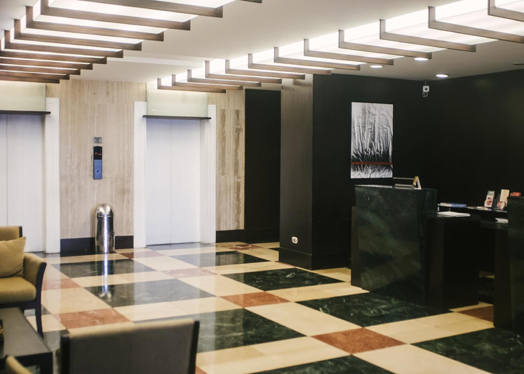 Hotel Unipark By Oro 4*