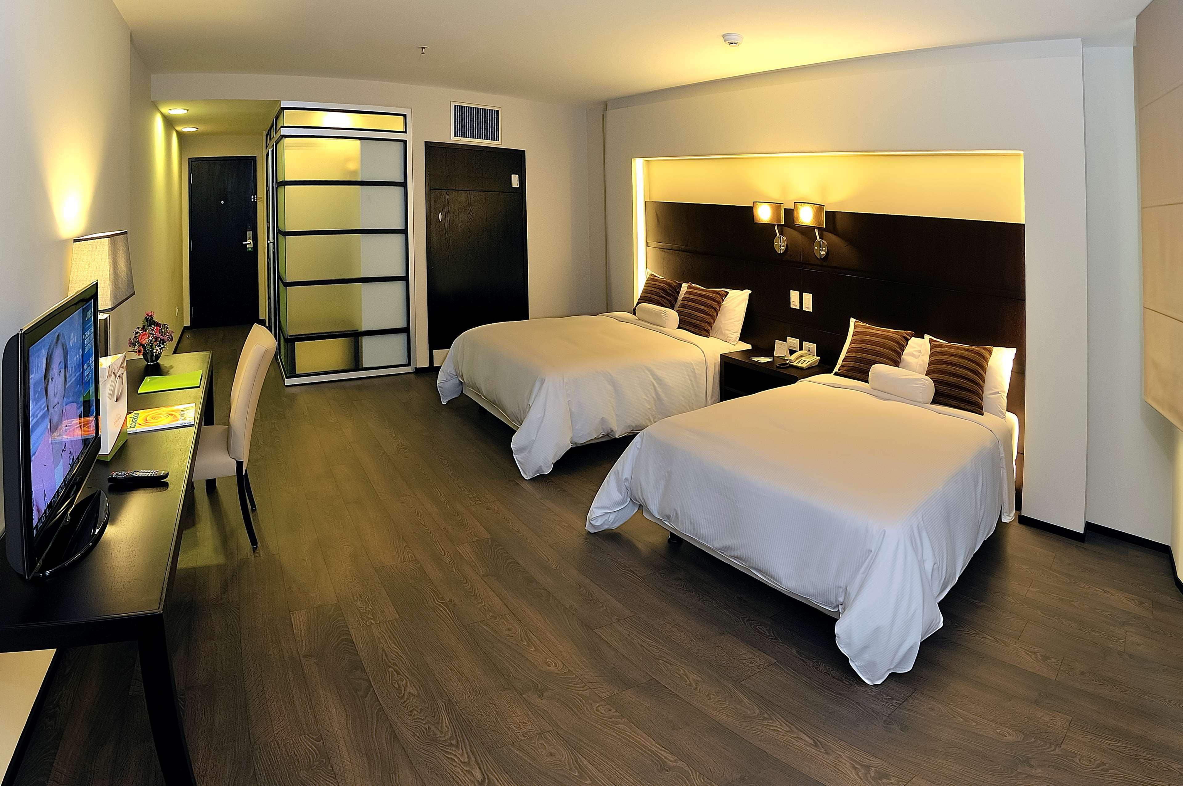Unipark By Oro Hotel 4*